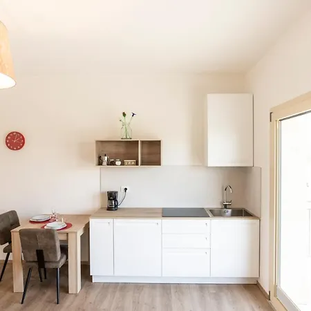 Borgoroma - Business & 公寓 *