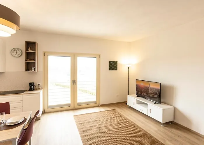 Borgoroma - Business & Apartment