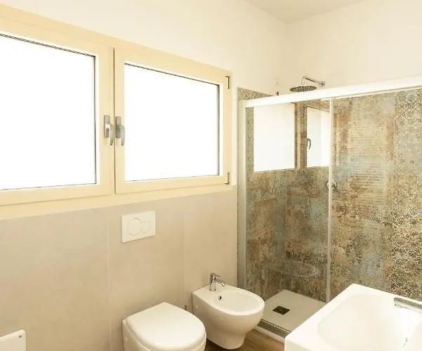 Borgoroma - Business & *