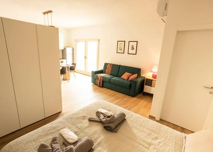 Apartment Borgoroma - Business & *