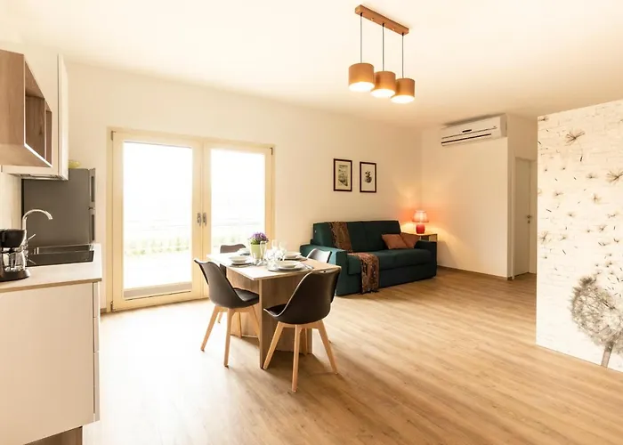 Borgoroma - Business & * Verona